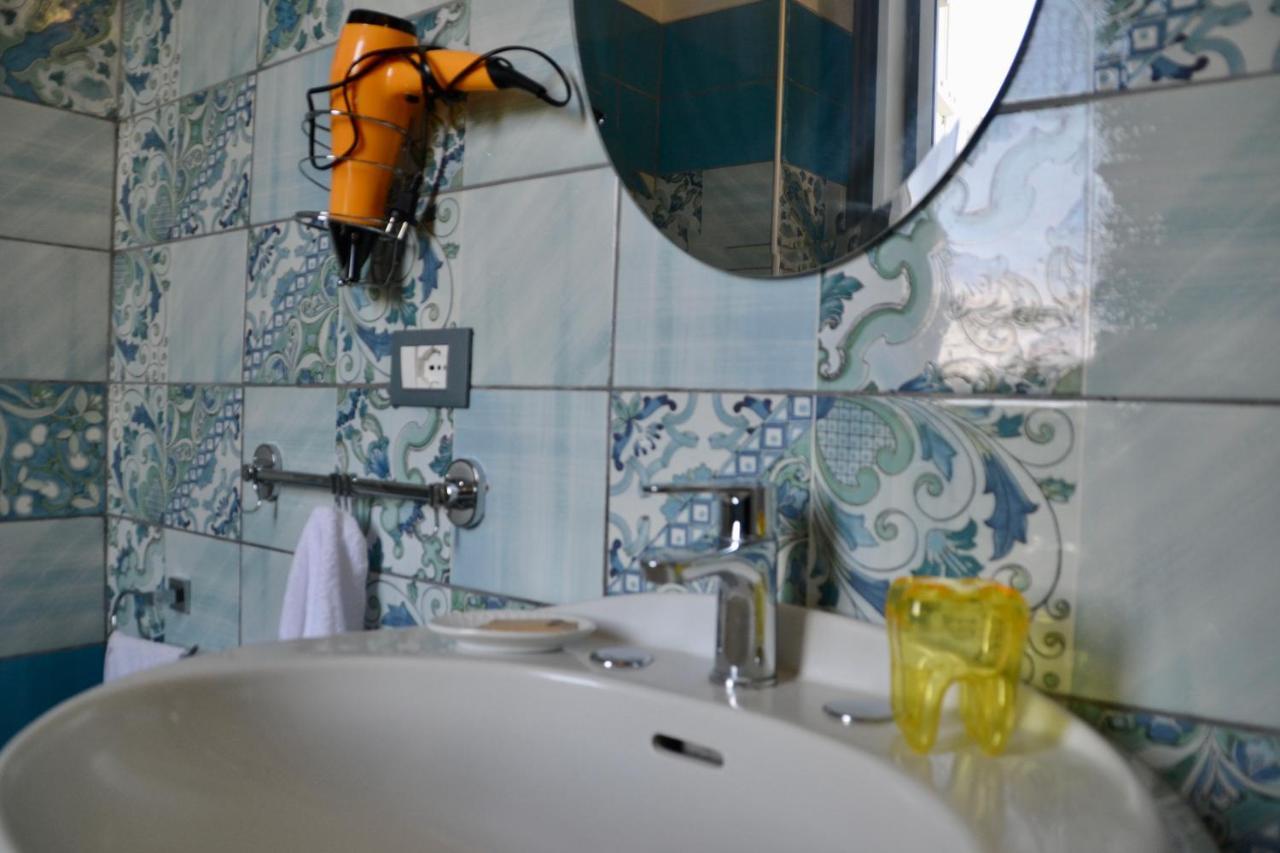 Sperlonga Paradise Suites 500M Dal Mare In Estate Servizio Navetta Per Sperlonga Centro エクステリア 写真